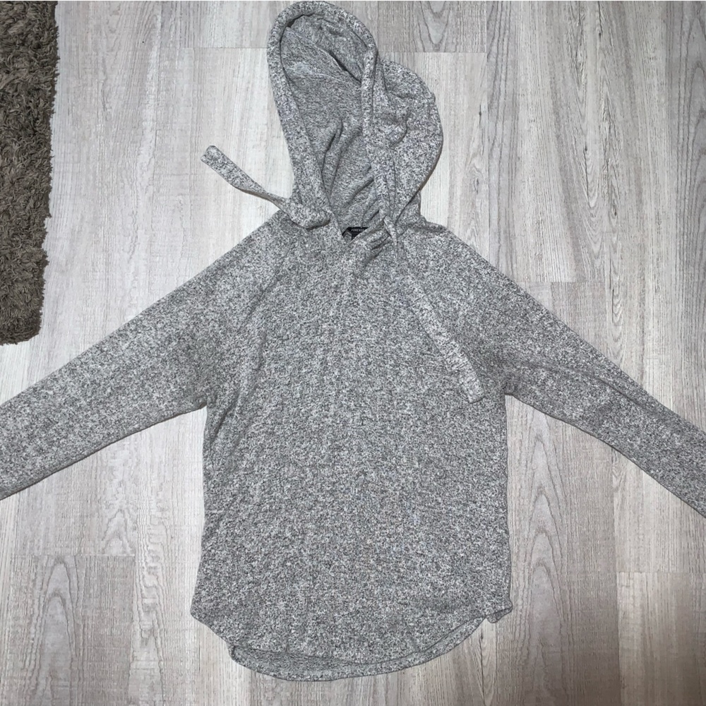 Cozy gray lightweight sweatshirts